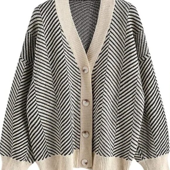 ZAFUL Button Down Cardigan V Neck Long Sleeve Ribbed Knit Trim One Size NWT - Picture 1 of 9
